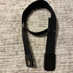 GROOVE LIFE Magnet Belt